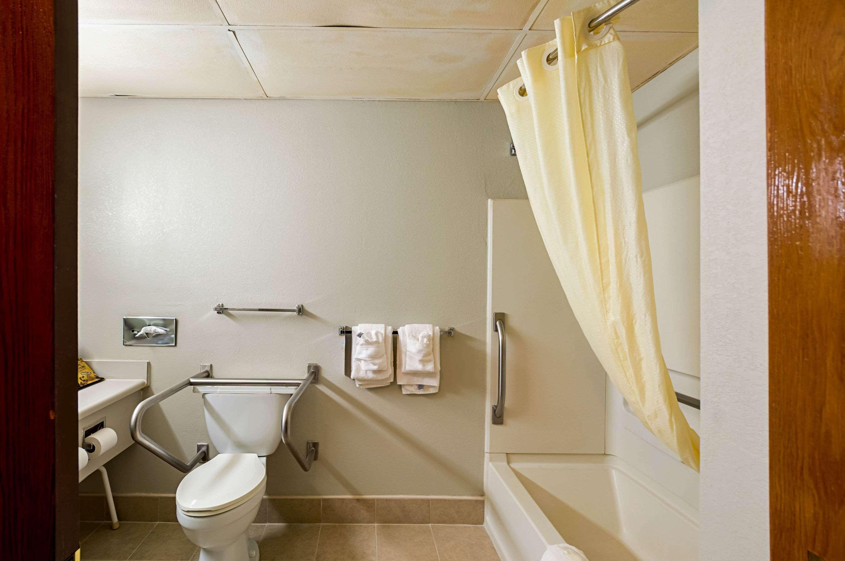 Quality Inn Солсбери Экстерьер фото